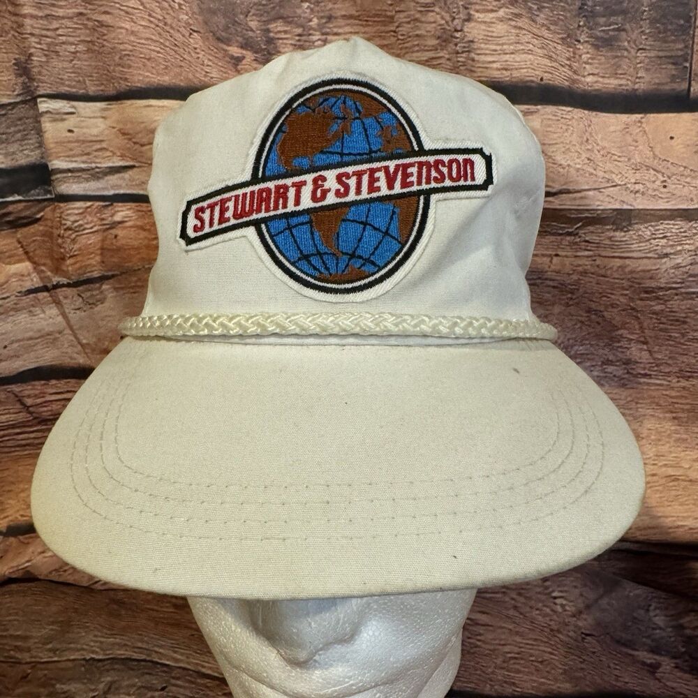 Stewart & Stevenson White Golf Hat Unisex Adjustable Leather Strap Vintage